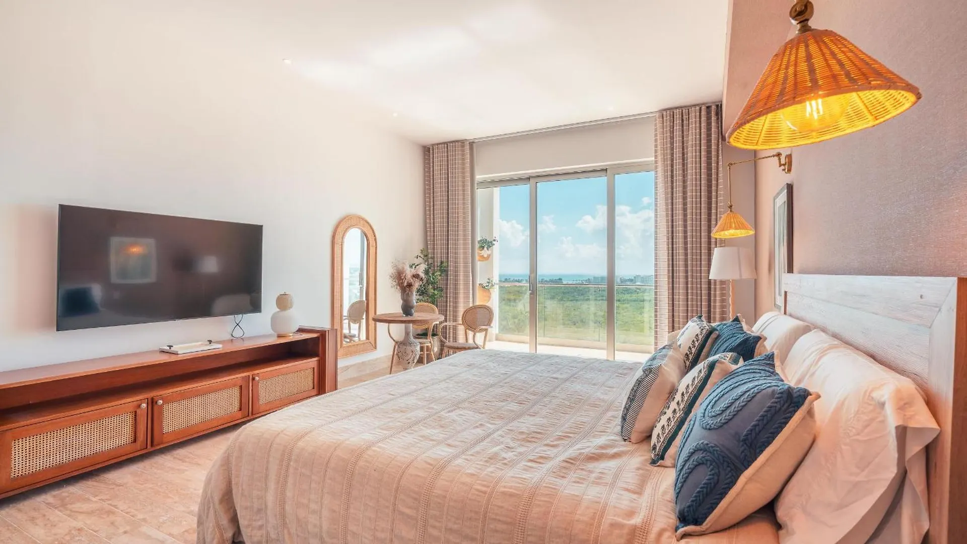 Charming 3Br Apt With Amazing View In Cap Cana Punta Cana